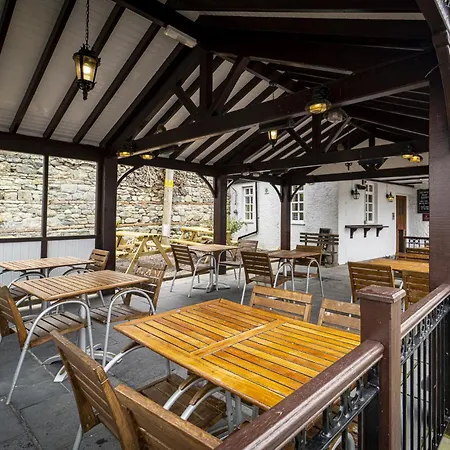 Queens Head Inn, Tirril 3* 彭里斯