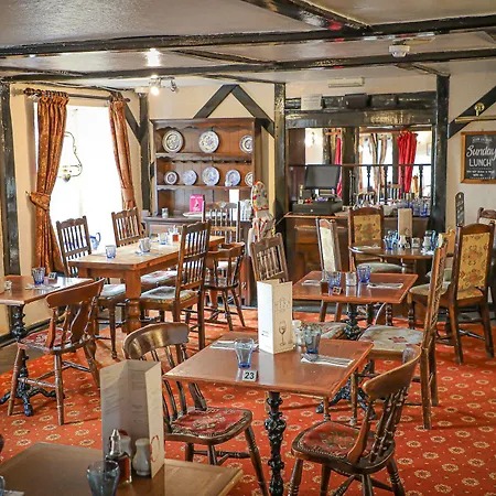 Queens Head Inn, Tirril 宾馆