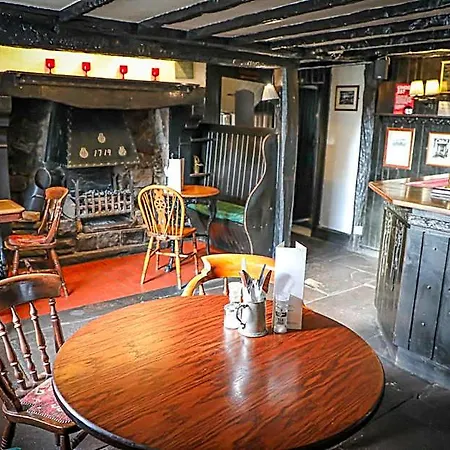 Queens Head Inn, Tirril 宾馆