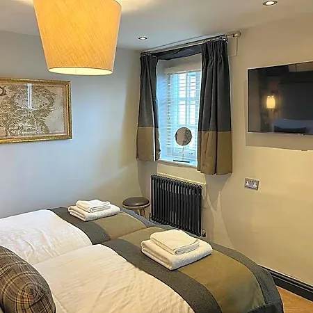 Queens Head Inn, Tirril 宾馆